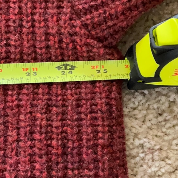 Thick lined wool zip upsweater - Picture 10 of 11